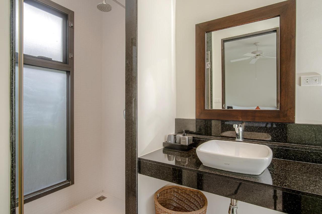 Three Bedroom Onyx Villa Nai Harn Экстерьер фото